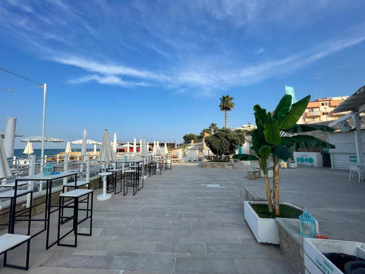 Fabris Palace Trani Bagian luar foto