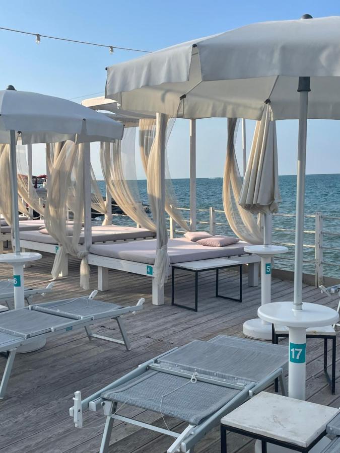 Fabris Palace Trani Bagian luar foto