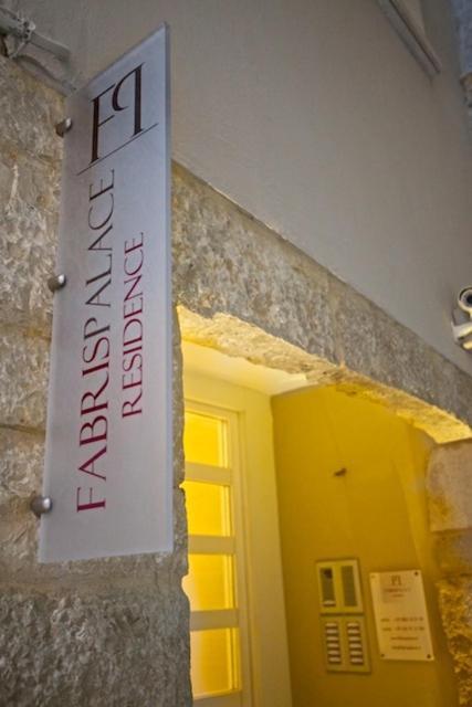 Fabris Palace Trani Bagian luar foto
